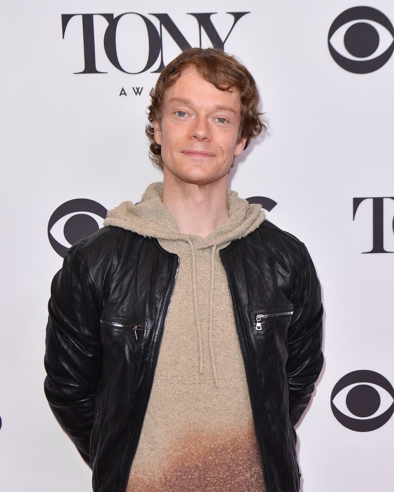 Tras su paso por ‘Game of Thrones’, Alfie ha sumado más papeles en cine, teatro y televisión. Su trabajo actoral más reciente en la obra de Broadway ‘Hangmen’ le valió ser nominado como mejor actor de reparto en los Tony Awards 2022, que se celebrarán el 12 de junio de este año.