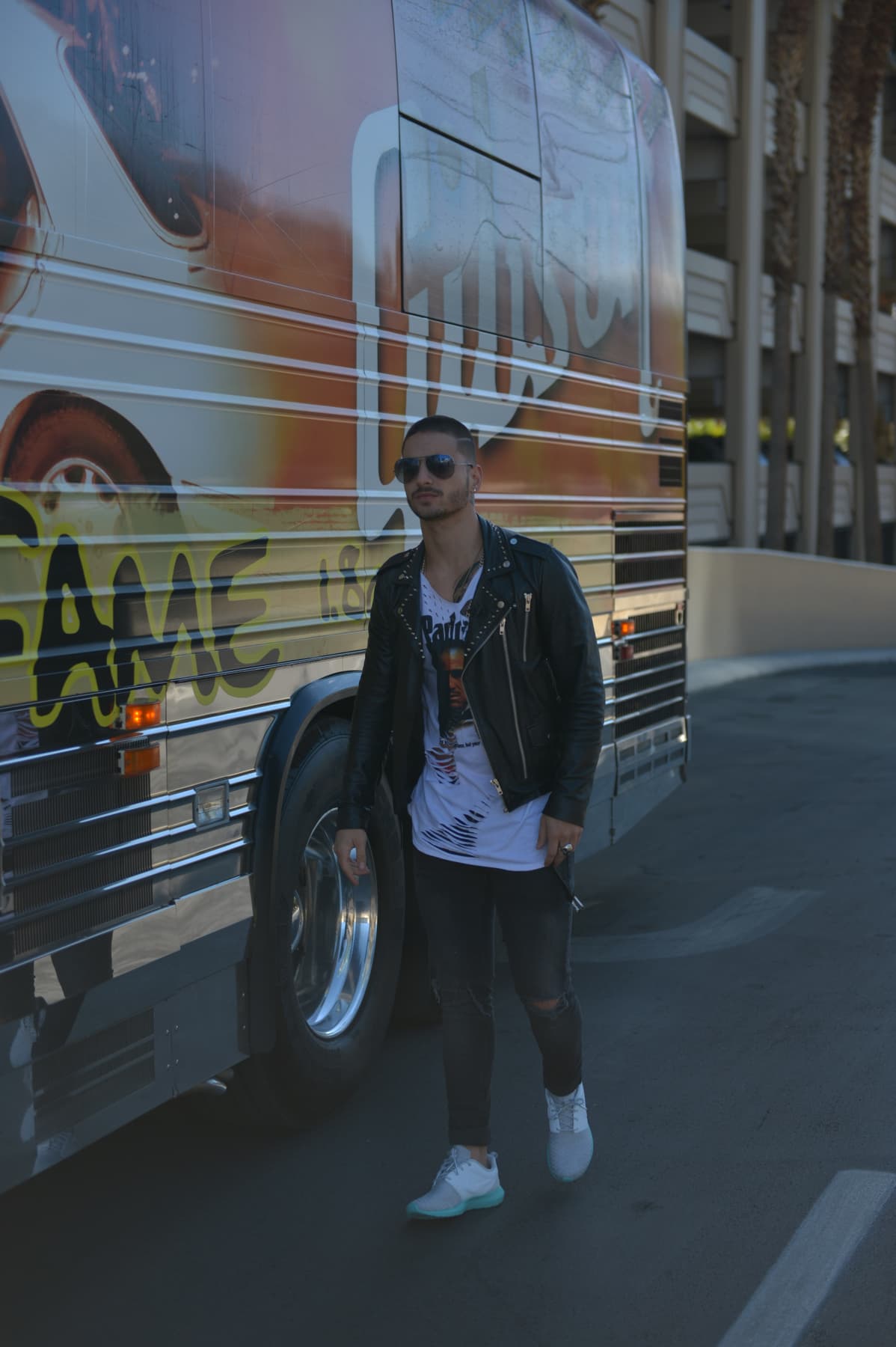 ¡Ay, ay, ay! Con su bella compañía no nos molestaría algo de tráfico en nuestro andar.