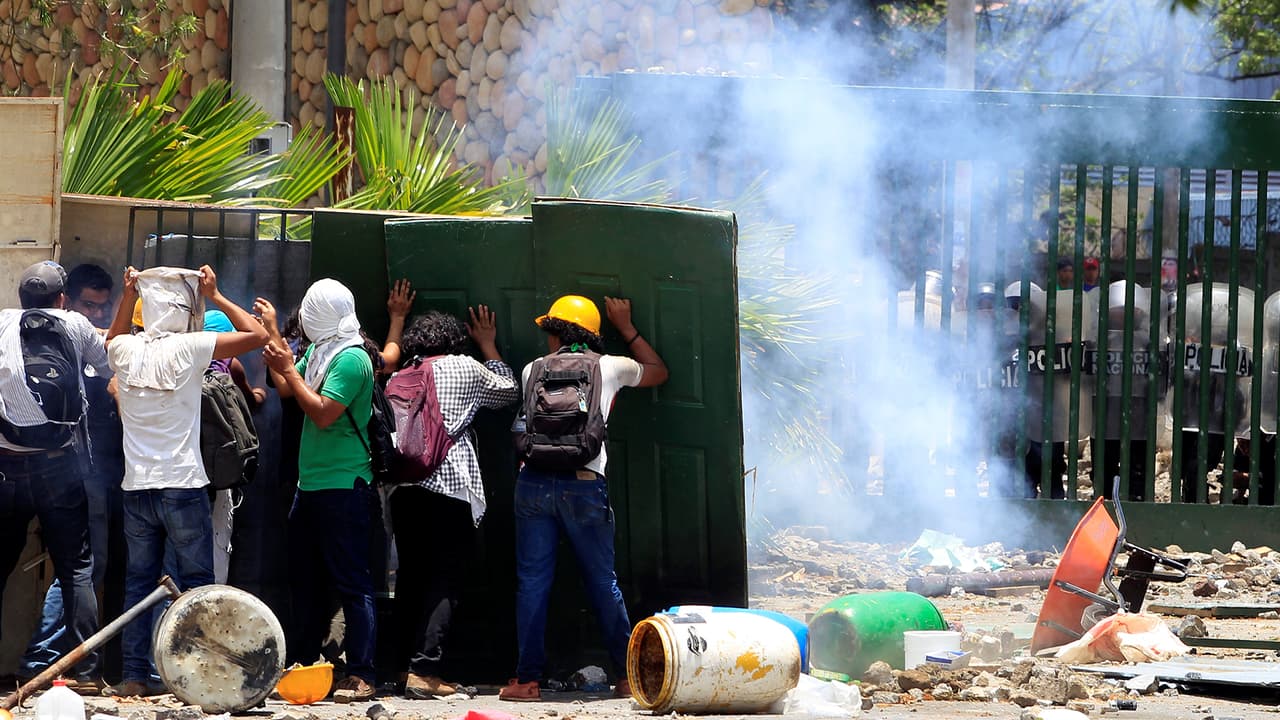 "Les dije 'soy el pueblo' y se me tiraron encima": suman cuatro muertos y decenas de heridos al tercer día de protestas en Nicaragua