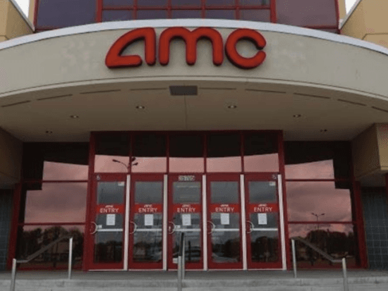 AMC venderá menos boletos para cada espectáculo para limitar la capacidad en los cines y colocará desinfectante de manos y toallitas húmedas en todo el edificio.
<br>
<br>AMC en 110 Upland Square Dr, Pottstown, PA 19464.