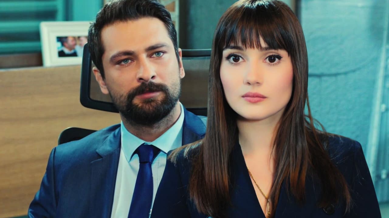 Alihan se niega a asistir a la boda de Zeynep con Dündar