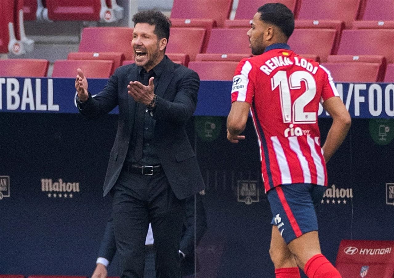 Atlético de Madrid golea al Eibar 5-0 durante la Jornada 33 de LaLiga. Ángel Correa abrió marcador con doblete durante la primera mitad, seguido de Yannick Carrasco al minuto 49. Marcos Llorente no se quedó atrás y sumó dos goles más al marcador para llevarse el triunfo sobre los visitantes.