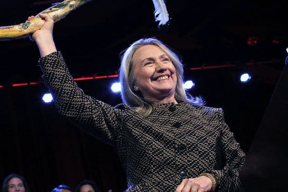 1. HILLARY CLINTON. A pesar de contar con uno de los mayores trabajos del mundo, la revista Forbes asegura que la Secretaria de Estado de EU sigue siendo madre en primer lugar.