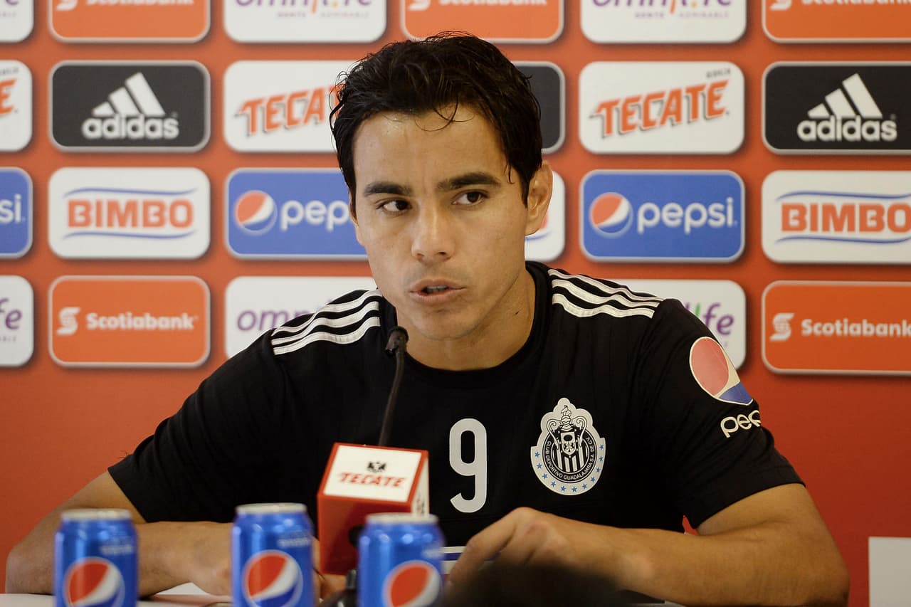 Univisión Deportes confirmó salida de Omar Bravo para incorporarse a Carolina  Railhawks