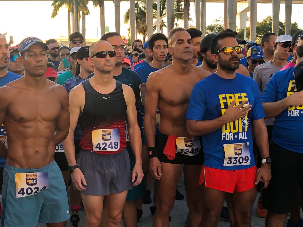 Más de 700 participantes se inscribieron y atendieron a la convocatoria de los líderes de la oposición en Miami, para correr y caminar 5 kilómetros.