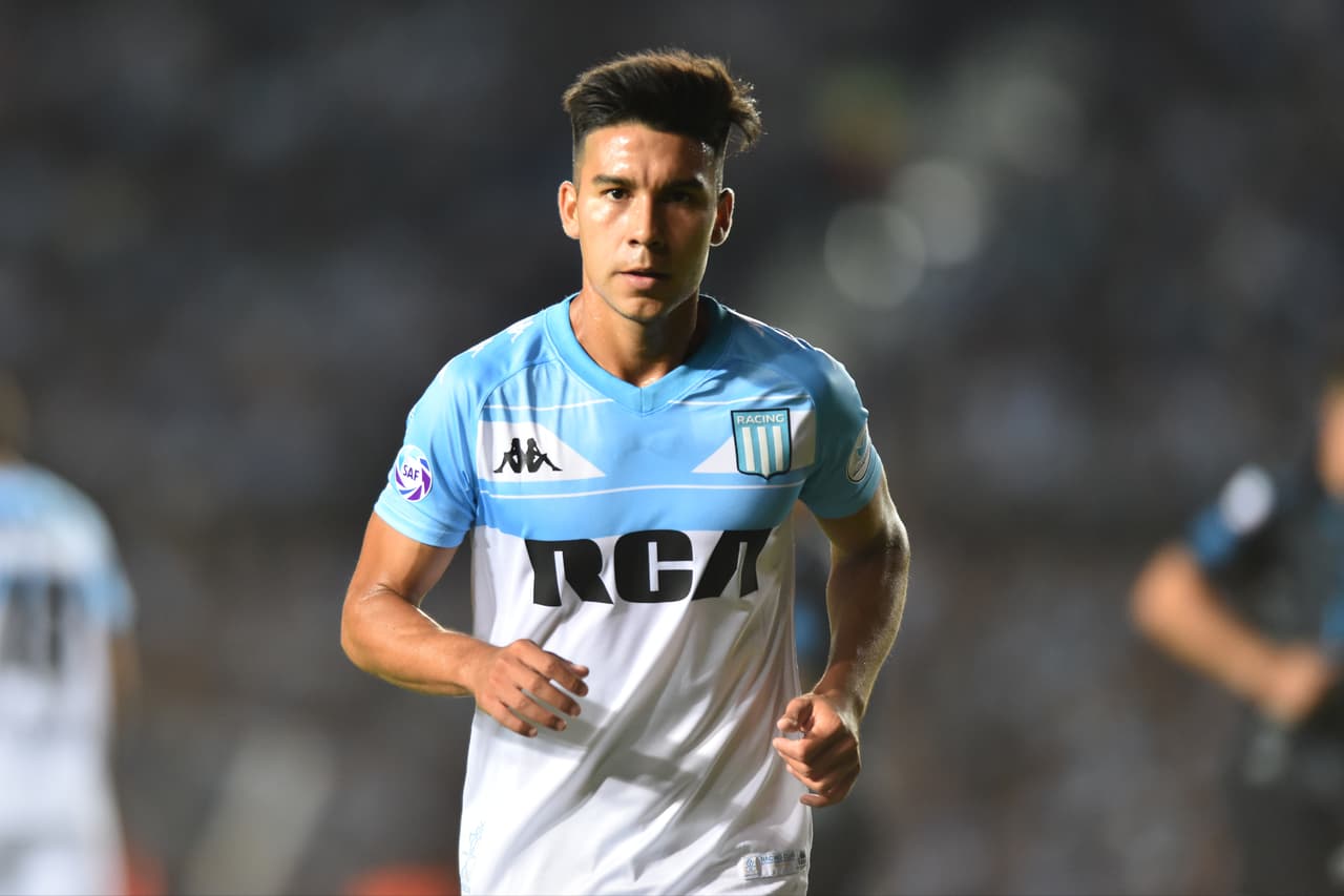 El argentino Pol Fernández arribó a la Ciudad de México para unirse al Cruz Azul como nuevo jugador para esta temporada. Llega desde Racing Club.