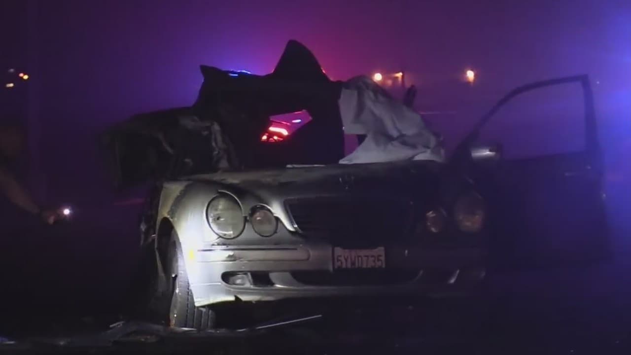 Mueren dos personas en fatal accidente que involucró tres vehículos en el condado de Fresno