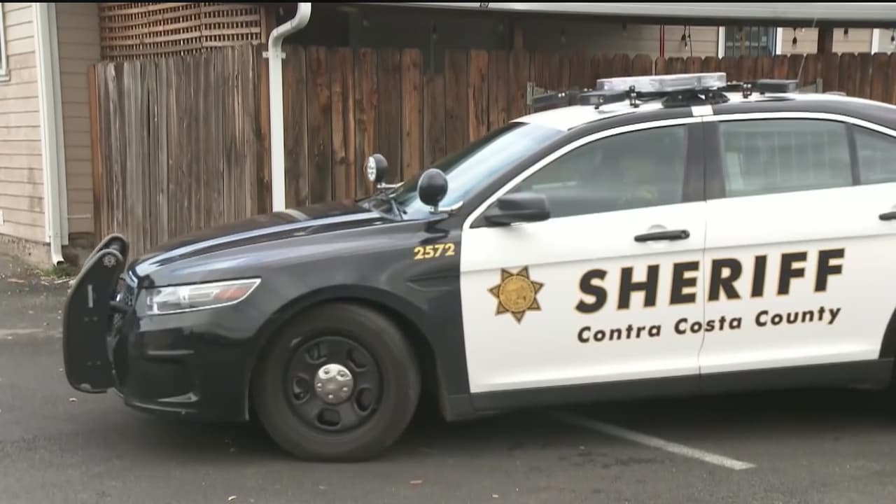 Muere pandillero en tiroteo con oficiales en el este de la Bahía