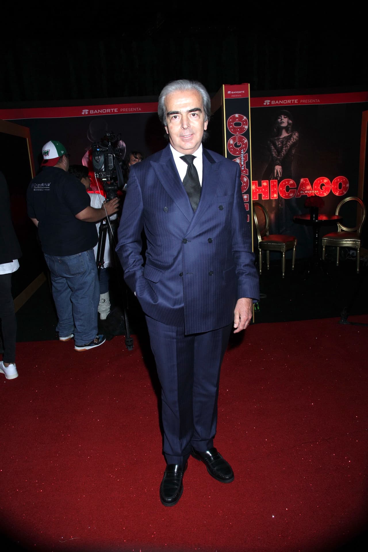 Lorenzo Lazo ha vivido la 
<b><a href="https://www.univision.com/famosos/lorenzo-lazo-el-esposo-de-la-fallecida-edith-gonzalez-enfrenta-una-segunda-viudez-a-causa-del-cancer-fotos" target="_blank">viudez en dos ocasiones</a></b> por el mismo enemigo: el cáncer. 
<br>