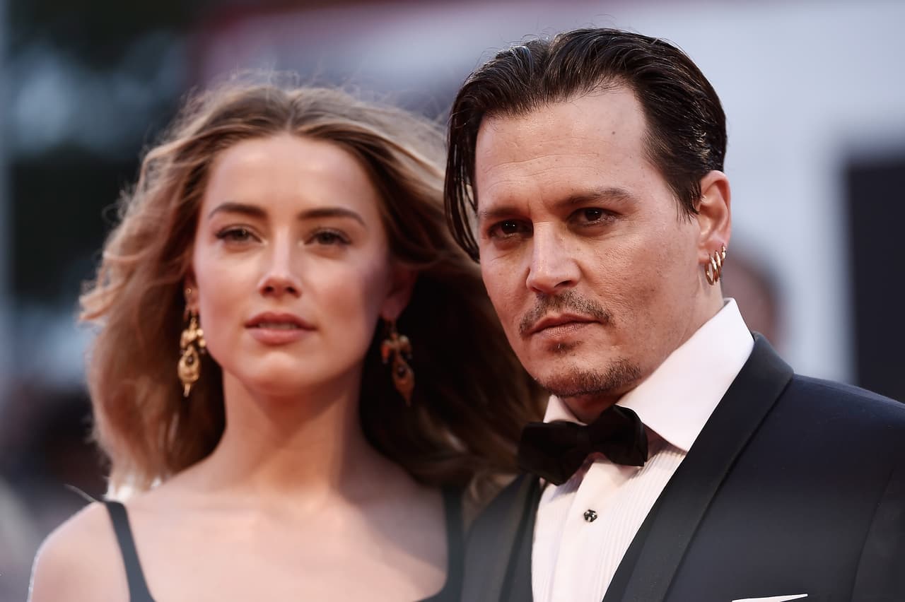 La noticia del divorcio de Amber Heard y Johnny Depp tras poco más de un año de matrimonio ha tomado un giro de tuerca sorprendente.