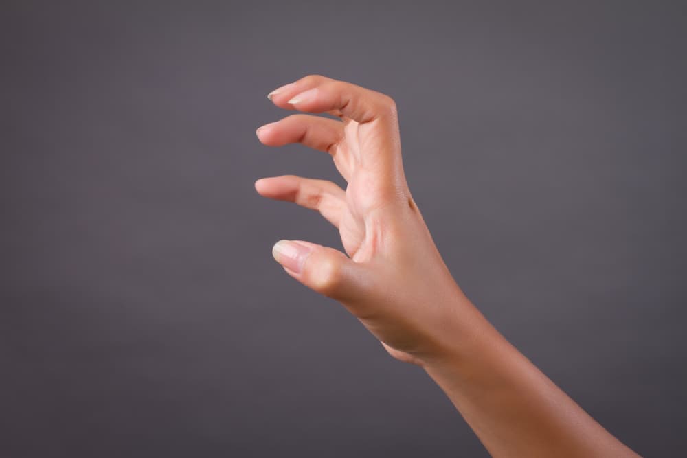 Y es que, a pesar de ser muy sensibles, un Cáncer fácilmente saca las garras de un momento a otro, no sólo cuando se siente amenazado, sino cuando le ocurre a su entorno íntimo. Muchas veces se sienten invencibles y se escudan con ello para creer que pueden hacer lo que se les antoje, sin que alguien los atrape y tengan consecuencias.