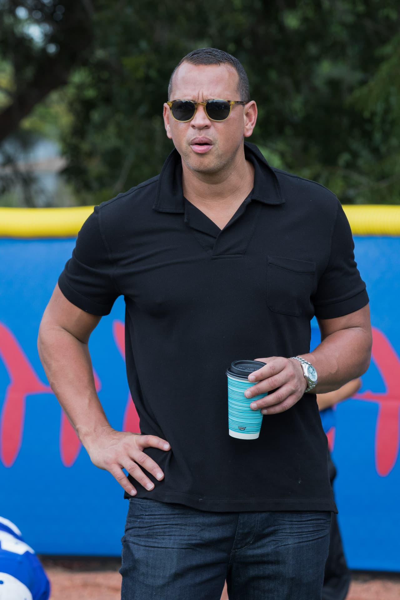 En una entrevista que concedió 
<b><a href="https://www.univision.com/entretenimiento/jennifer-lopez-detesta-los-regalos-caros-a-rod-confiesa-el-desafio-gigante-al-que-se-enfrenta">a mediados de noviembre, el expelotero Alex Rodríguez, A-Rod, aseguró</a></b> que a su compañera sentimental, 
<b>Jennifer López</b>, era imposible agradarla en Navidad con un regalo costoso.