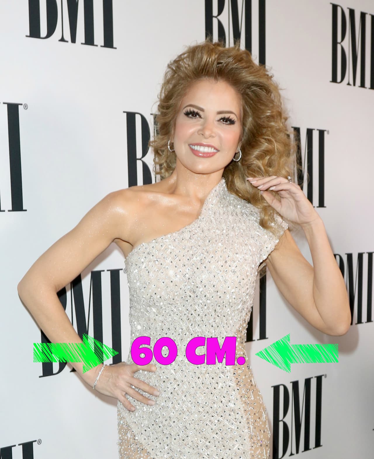 Gloria Trevi es parte de esta lista. Gracias al ejercicio ha mantenido sus curvas súper torneadas.