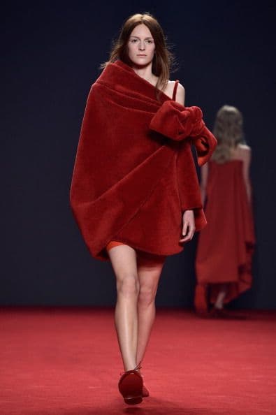 Sin lugar a dudas, de lo más extravagantes del Paris Fashion Week de este año. ¿Te pondrías algo de esto?