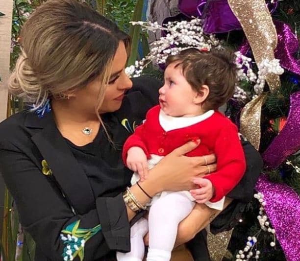 Galilea Montijo y su esposo Fernando Reina Iglesias fueron los padrinos de María, la hija menor de Gómez Mont.