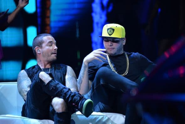 Por lo que se ve, están preparando un acto increíble.