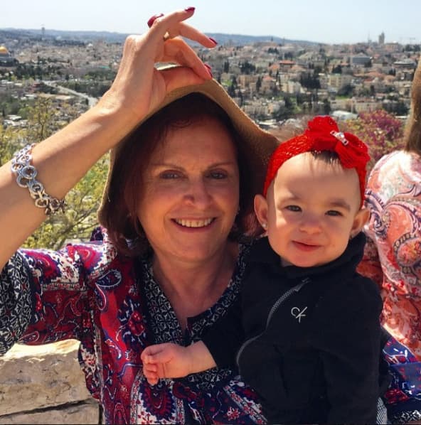 Alan Tacher: "Felicidades mami hermosa!! Te amo y felicidades a todas las mamas del mundo". (Mayo 8, 2016)