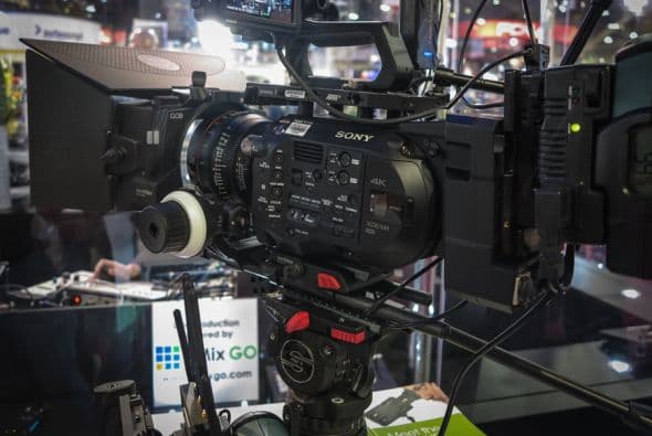 Más de 100,000 personas asistieron este fin de semana al NAB Show en Las Vegas donde 1,789 empresas expusieron sus productos e innovaciones a los medios.