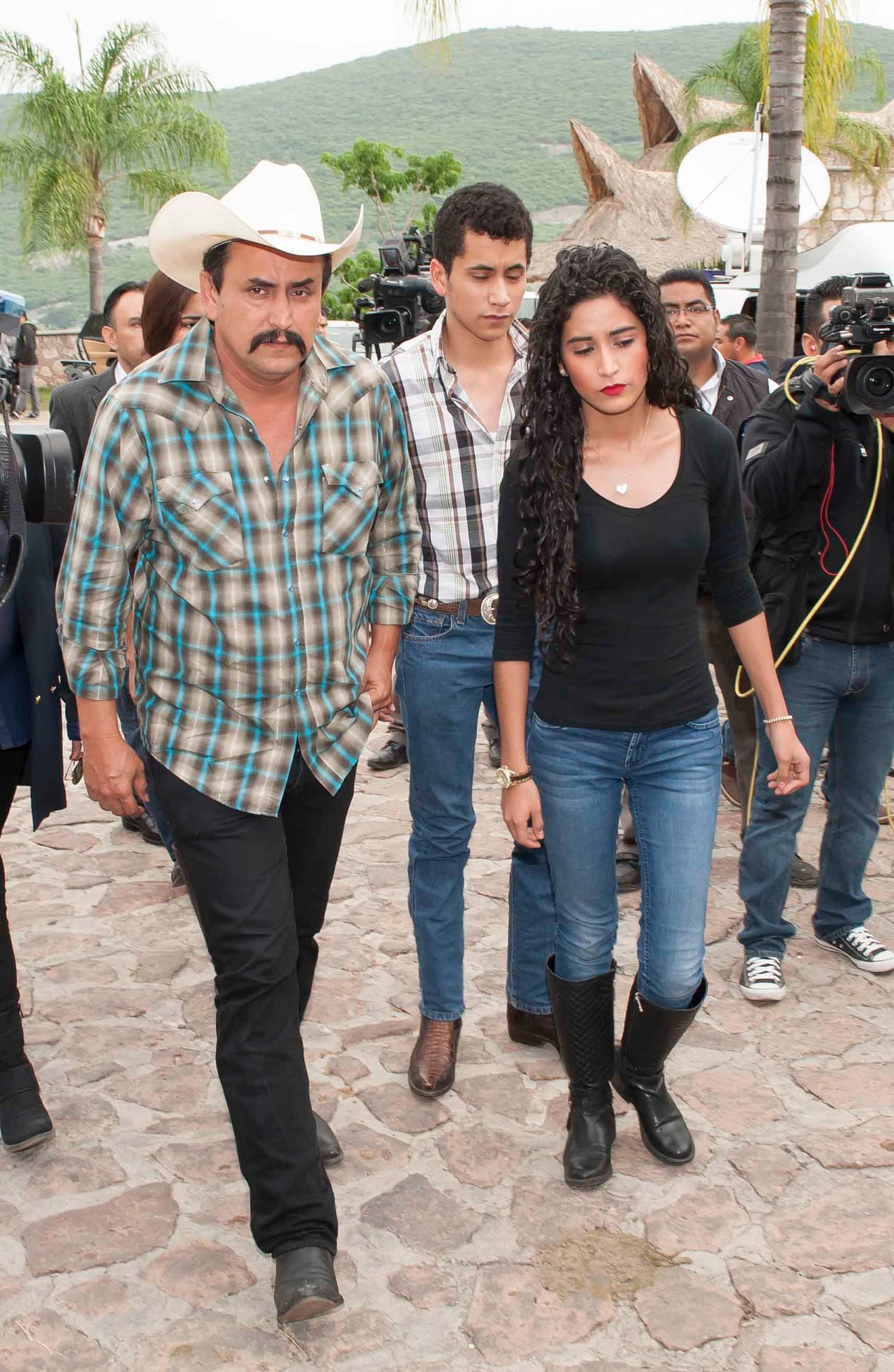 Las puertas también estarán abiertas para las personas que quieran despedirse del 'Rey del Jaripeo'.