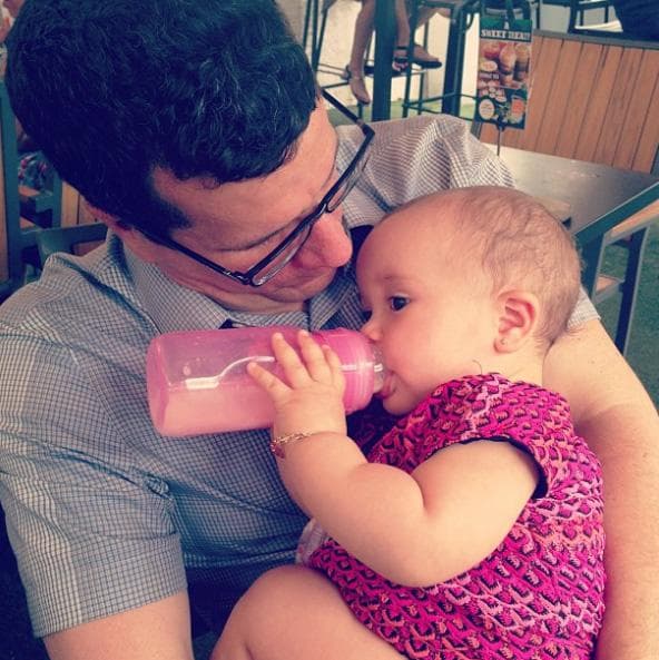 El 6 de junio de 2012 la actriz se convirtió en mamá por primera vez con el nacimiento de
<b> Angélica Masiel</b>.