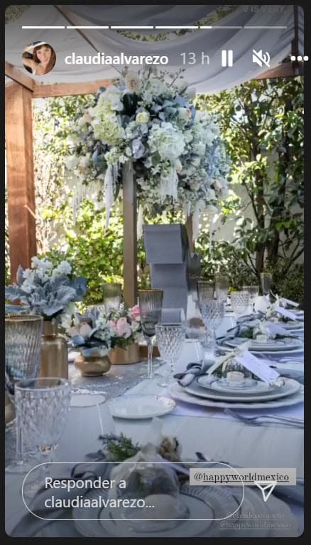 La actriz de 40 años 
<b><a href="https://www.univision.com/famosos/claudia-alvarez-embarazada-mellizos" target="_blank">anunció que estaba embarazada</a></b> por partida doble el pasado 5 de septiembre. 
<br>