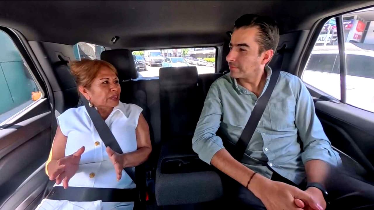 Vendedora ambulante de 60 años sobrevive violento asalto en plena calle de Los Ángeles
