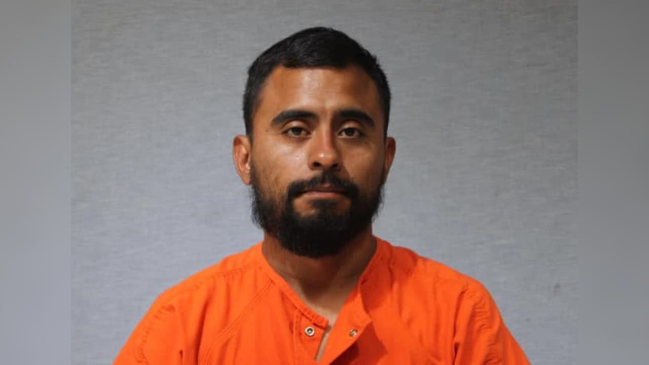 Dos personas mueren tras choque con un conductor sospechoso de manejar ebrio en Garland