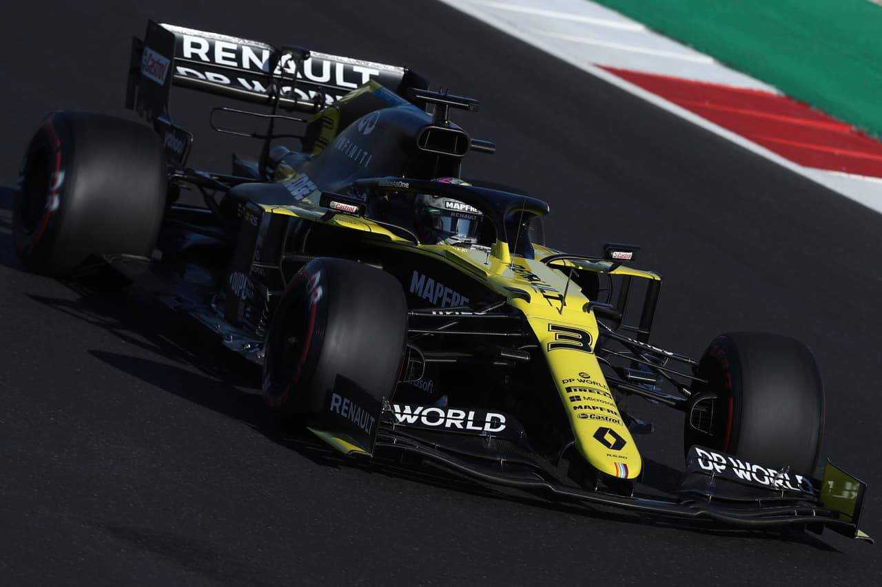 Bottas, Hamilton, Verstappen, Leclerc, Albon, Sainz, Pérez, Raikkonen, Ricciardo y Gasly fueron los 10 mejores en la sesión libre. El Gran Premio de Portugal se correrá el 25 de octubre.