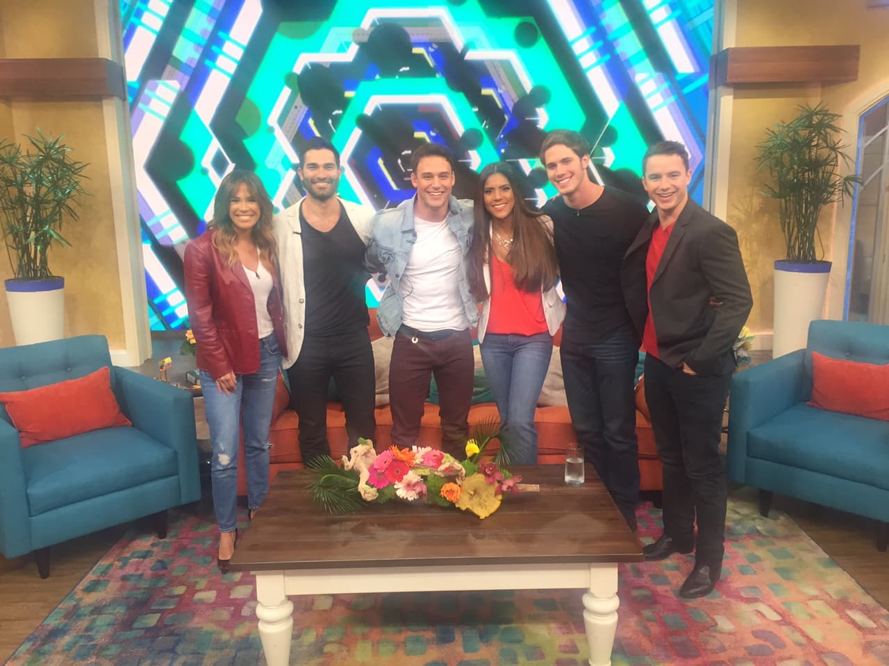 Los chicos llegaron a despertar miradas en la casita.