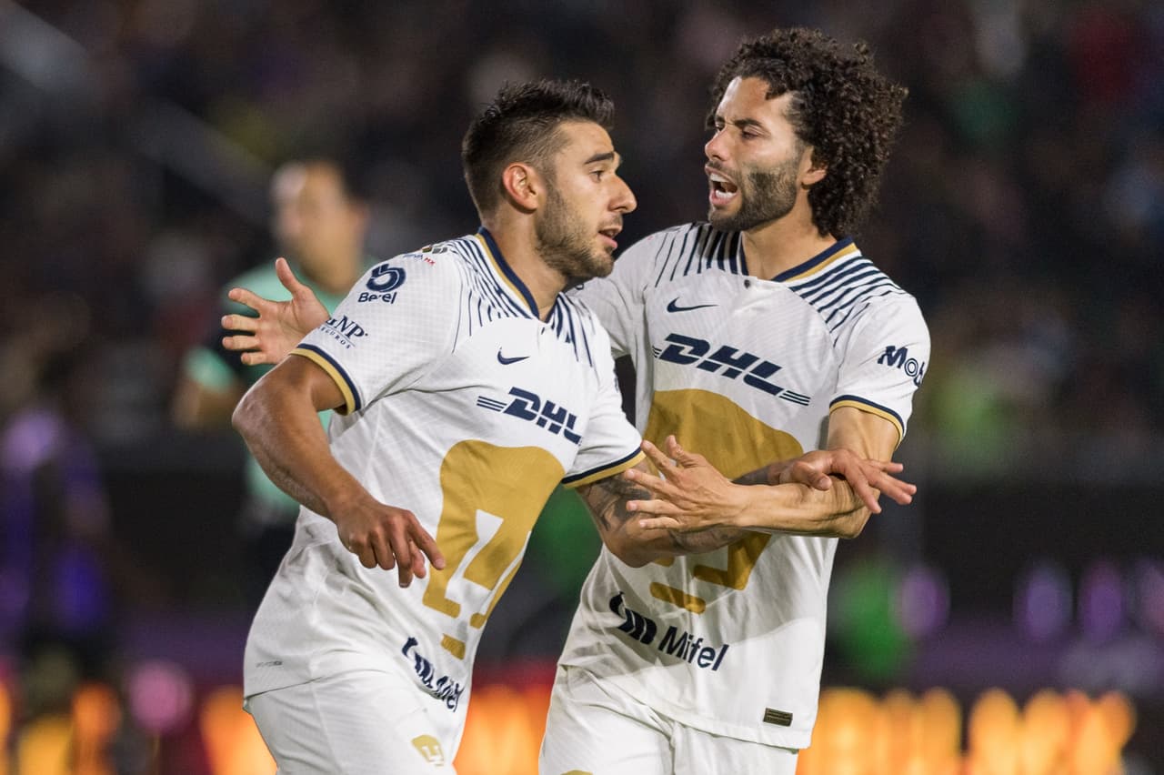 Juan Dinenno cumple deseo de pequeño aficionado de Pumas 