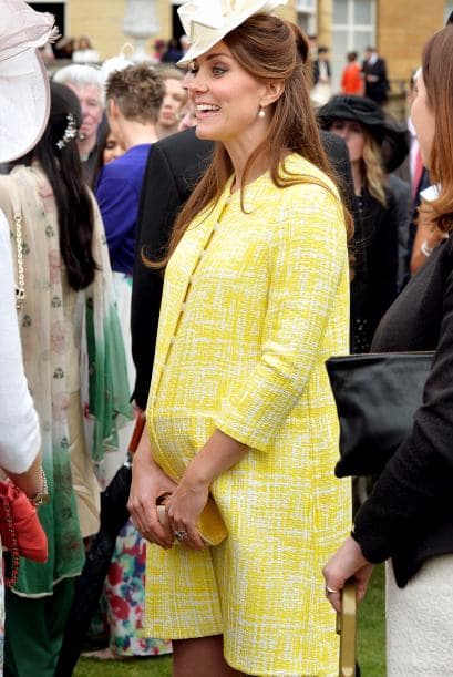22 de mayo de 2013 La duquesa participa en un Garden Party en el Buckingham Palace invitada por la Reina Isabel.