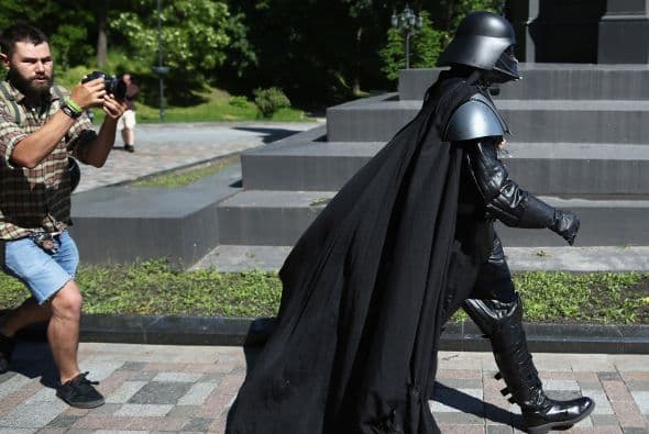 Quien quiera que sea, cambió su nombre por el de Darth Vader Nikolayevich para postularse para un cargo.