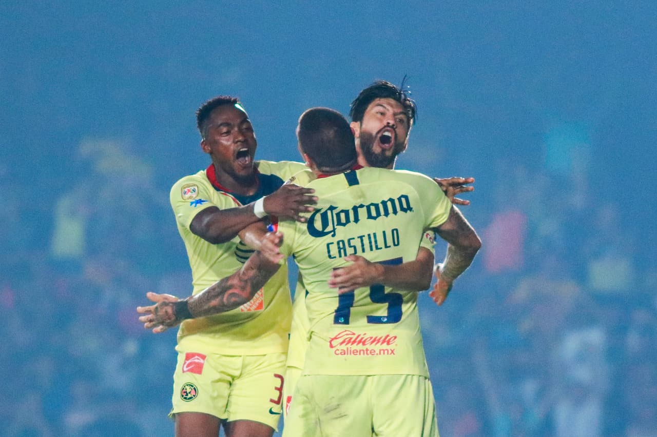 Oribe Peralta volvió a la actividad con América después de 104 días y puso asistencia para el segundo gol de Nicolás Castillo.
