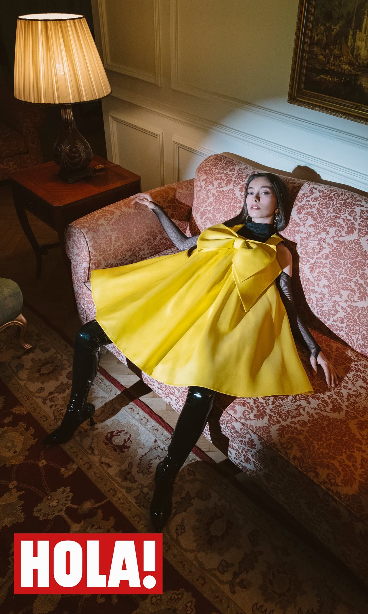 "Soy alguien que siempre va tras las cosas en las que cree, trata de dar vida a las cosas que siento o percibo, que siempre hay esperanza y ve lo valioso que es el esfuerzo", dijo Neslihan al definirse a sí misma.