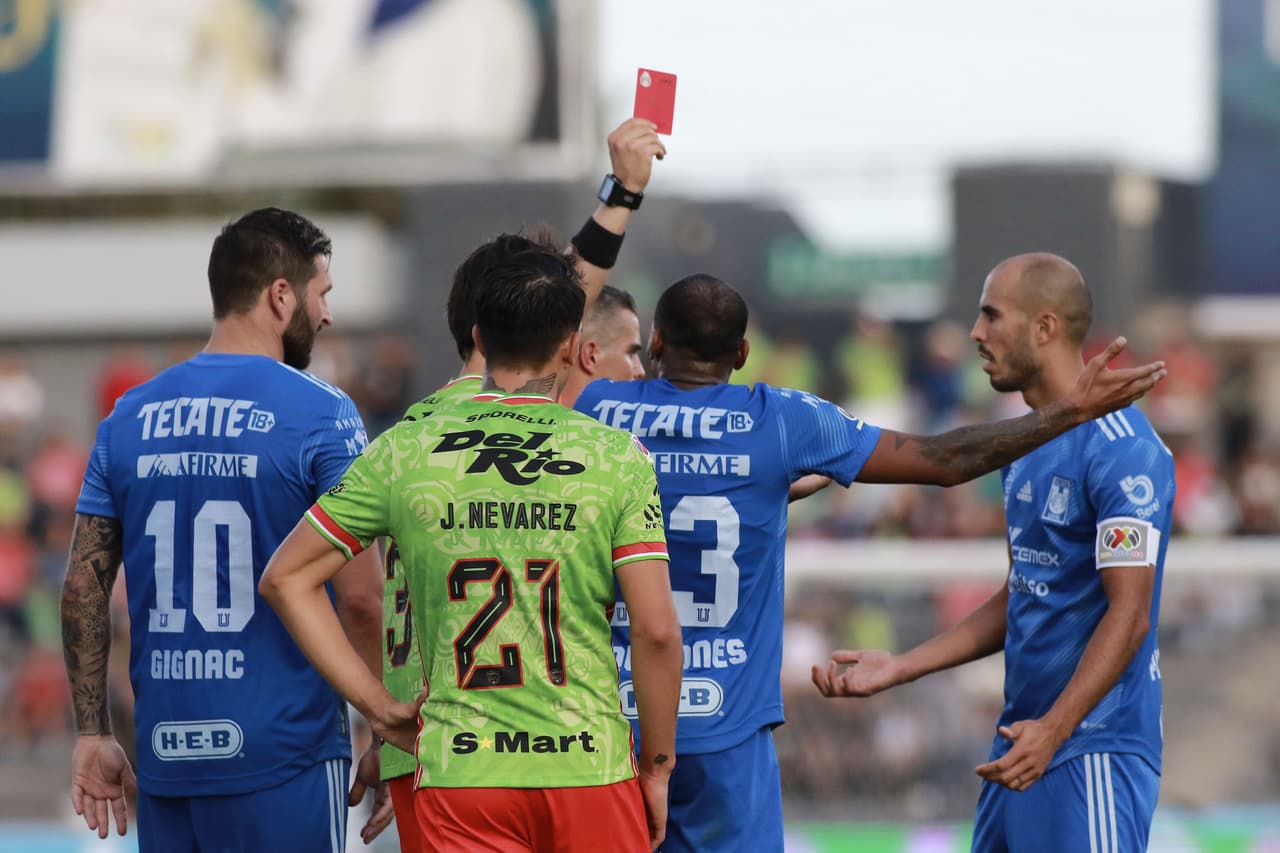 Con el gol de Gignac, Tigres se llevó los tres puntos en su visita a la frontera y pese a que se quedó con 10 hombres por la expulsión de Luis Quiñones sobre el segundo tiempo.