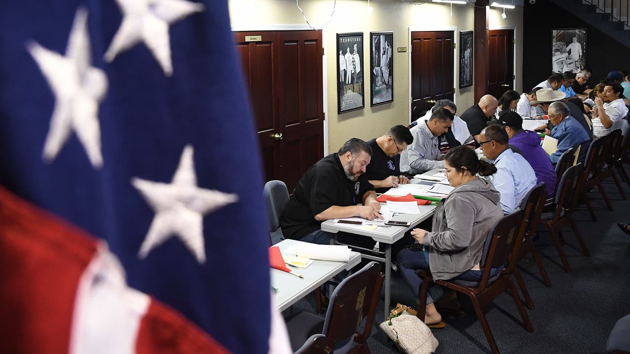 ¿Necesitas ayuda con tu situación migratoria? Organizaciones del Valle Central te echan la mano