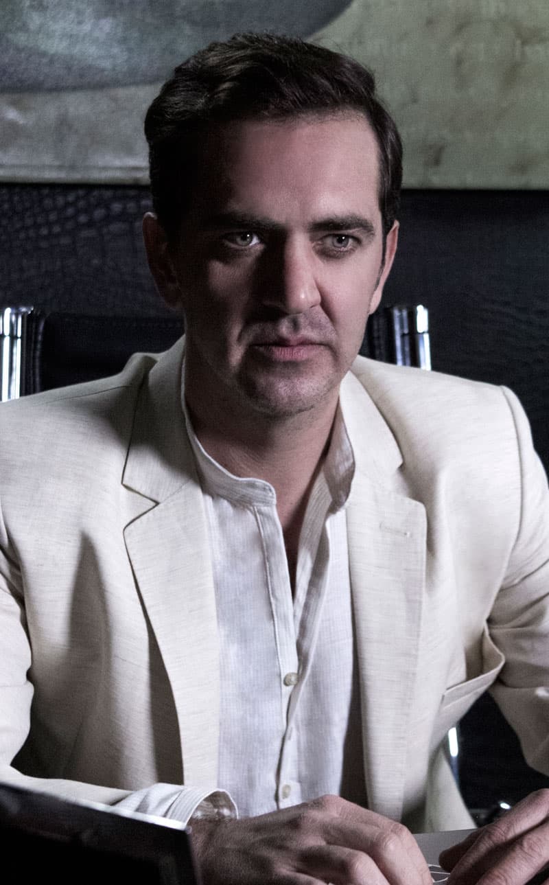 En 2016 participó en la serie Yago, donde interpretó a un traicionero y ambicioso villano.