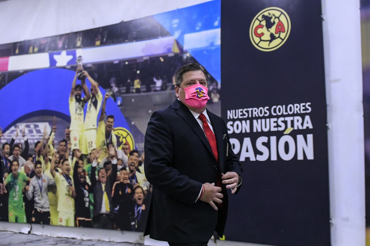 Miguel Herrera regresaba al Azteca por primera vez como DT de Tigres y con la mirada fija en los tres puntos en busca del segunod lugar de la clasificación.
