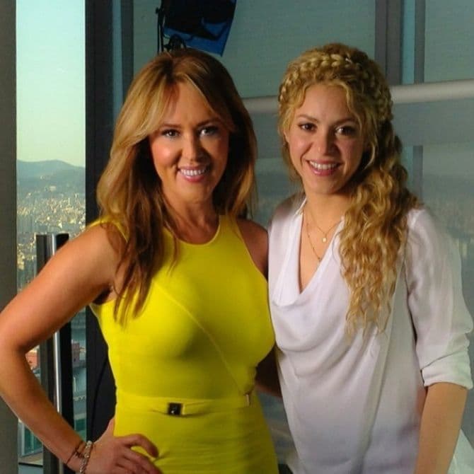 Tal es el caso de la 
<a href="https://www.univision.com/shows/el-gordo-y-la-flaca/shakira-hablo-como-nunca-de-su-relacion-con-gerard-pique-video">plática que tuvo con Shakira</a>, la cual la llevó a estar nominada a un Emmy en 2015. Las colombianas tuvieron una charla de 'amigas', donde la cantante habló como nunca de su 
<a href="https://www.univision.com/shows/el-gordo-y-la-flaca/shakira-hablo-como-nunca-de-su-relacion-con-gerard-pique-video">relación con Gerard Piqué</a>.