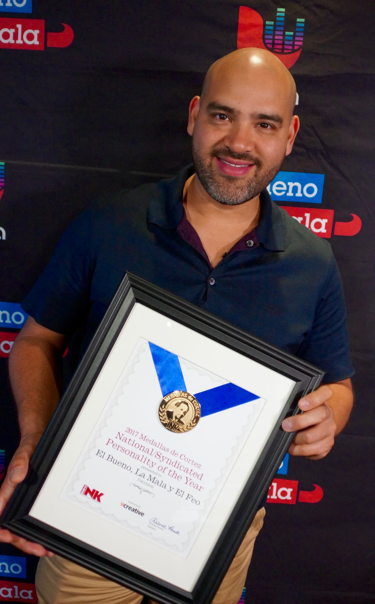 <a href="https://www.facebook.com/RaulElPelon/">Raúl 'El Pelón'</a> recordó la primera vez que salio al aire en este proyecto y se encuentra muy contento por este premio 'Medallas De Cortez' por todo el trabajo realizado.