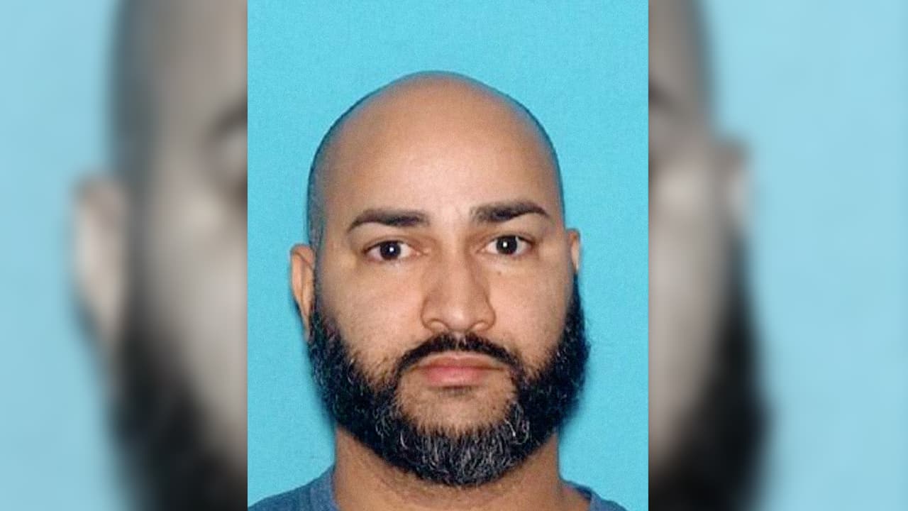 Acusan a un profesor de pedir fotos íntimas a estudiantes a cambio de mejores calificaciones