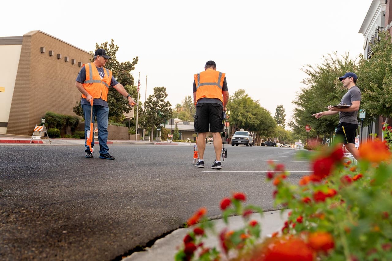 <b>La feria callejera con vendedores y comida del festival </b>se desarrolla en Pollasky Avenue entre 3rd Street y 8th Street, Old Town Clovis.