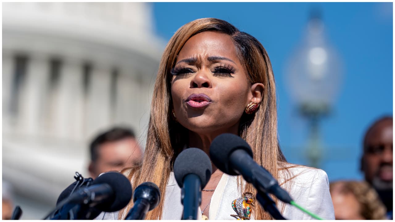 Congresista del sur de Florida es acusada de robar $5 millones en fondos de FEMA