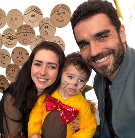 "La verdad es que creo que cuando somos mamás a veces no está tan bien visto que digamos quiero un tiempo para mí, o sea, sí para estar en casa, sí para compartir con mi hijo, pero también para irme al gimnasio, para quedarme a ver una serie, para ponerme a leer, para todas estas cosas.", mencionó Díaz.