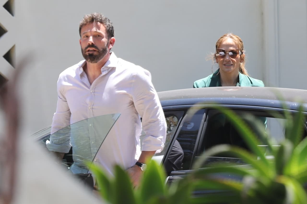 JLo es mamá de Emme y Max (14 años), mientras que Ben Affleck es padre de Violet (16), Seraphina (13) y Sam (10).
<br>