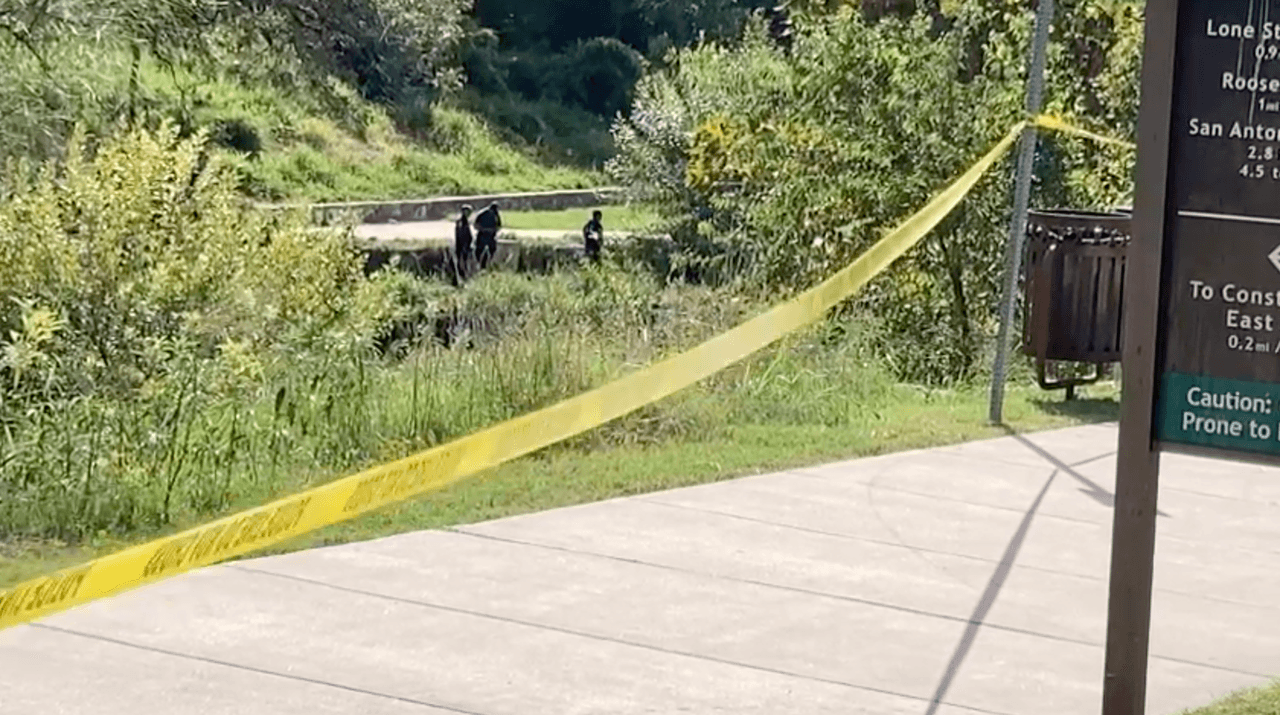 Encuentran el cuerpo de un hombre en el río de San Antonio, cerca de Blue Star Arts
