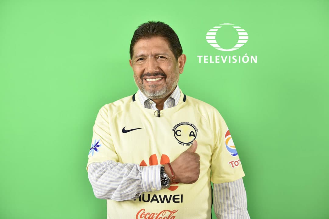 El productor de telenovelas 
<b>Juan Osorio</b> siempre tiene la playera de sus 'águilas' bien puesta.