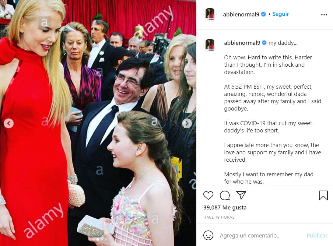 La actriz, de 24 años, resaltó las cualidades con las que recuerda a su padre, quien era experto en comunicaciones, consultor y programador, explicó People.
<br>