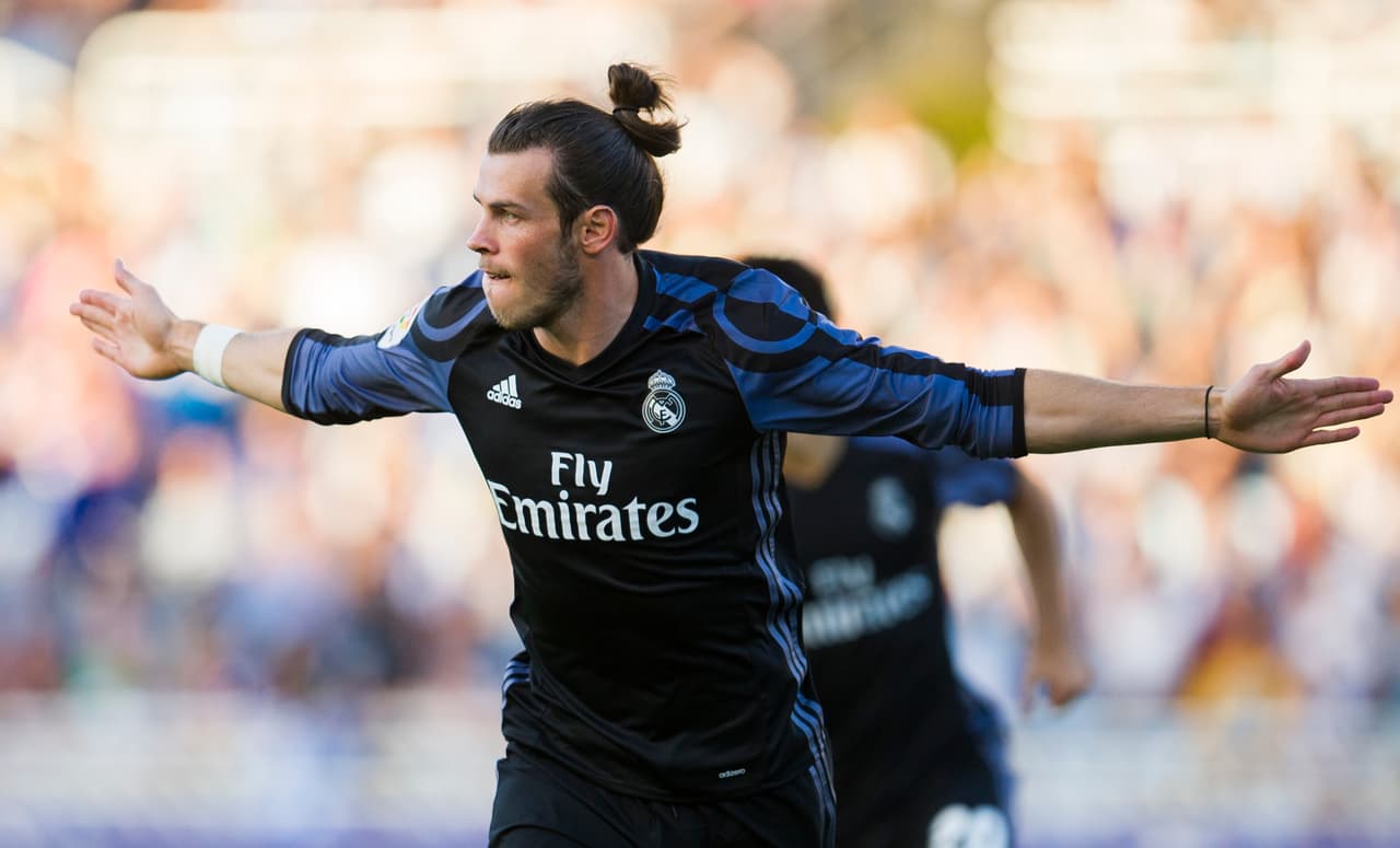 El centrocampista del Real Madrid,
<b>Gareth Bale</b>, con su clásico chongo copiado por muchas mujeres actualmente.
