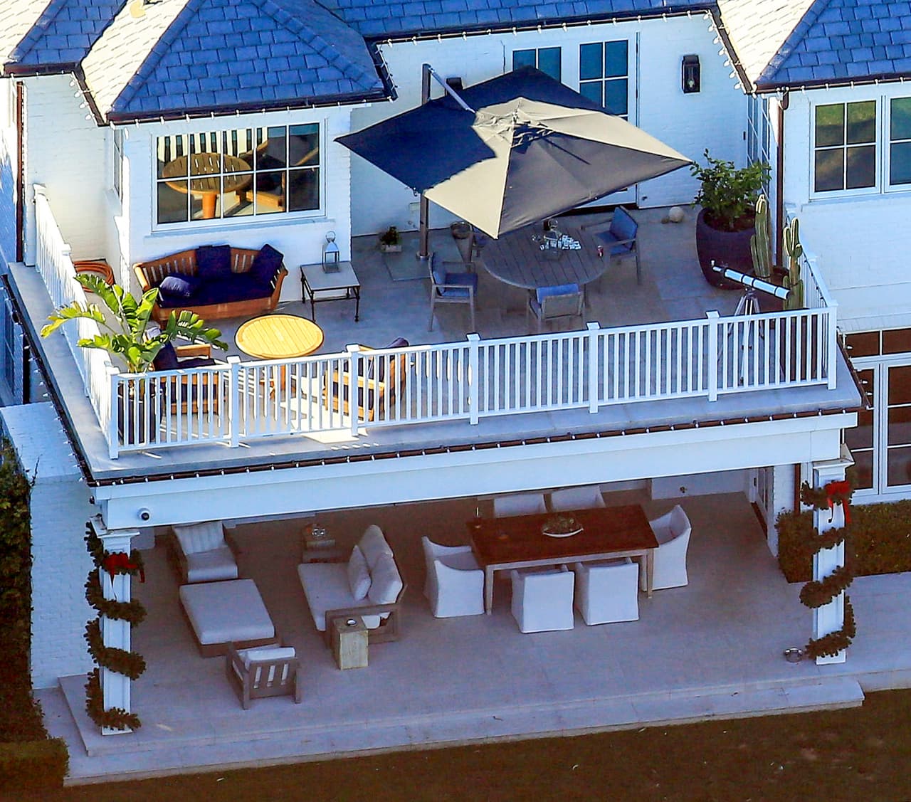 Se trata de una propiedad de 13,000 pies cuadrados. Cuando él la compró, 
<b>pagó 19 millones de dólares. </b>
<br>